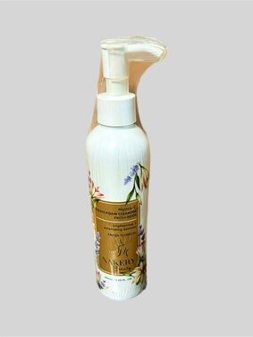 Nakery Beauty Hydra-C Oil to Foam Face & Body Cleanser - Fresh Flowers
